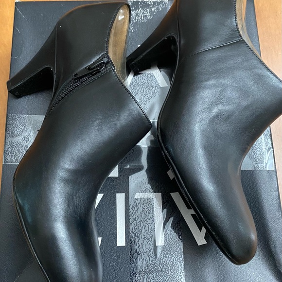 Women’s Black Leather boots